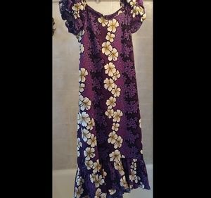 Hilo Hattie vintage 1970s Hawaiian dress L